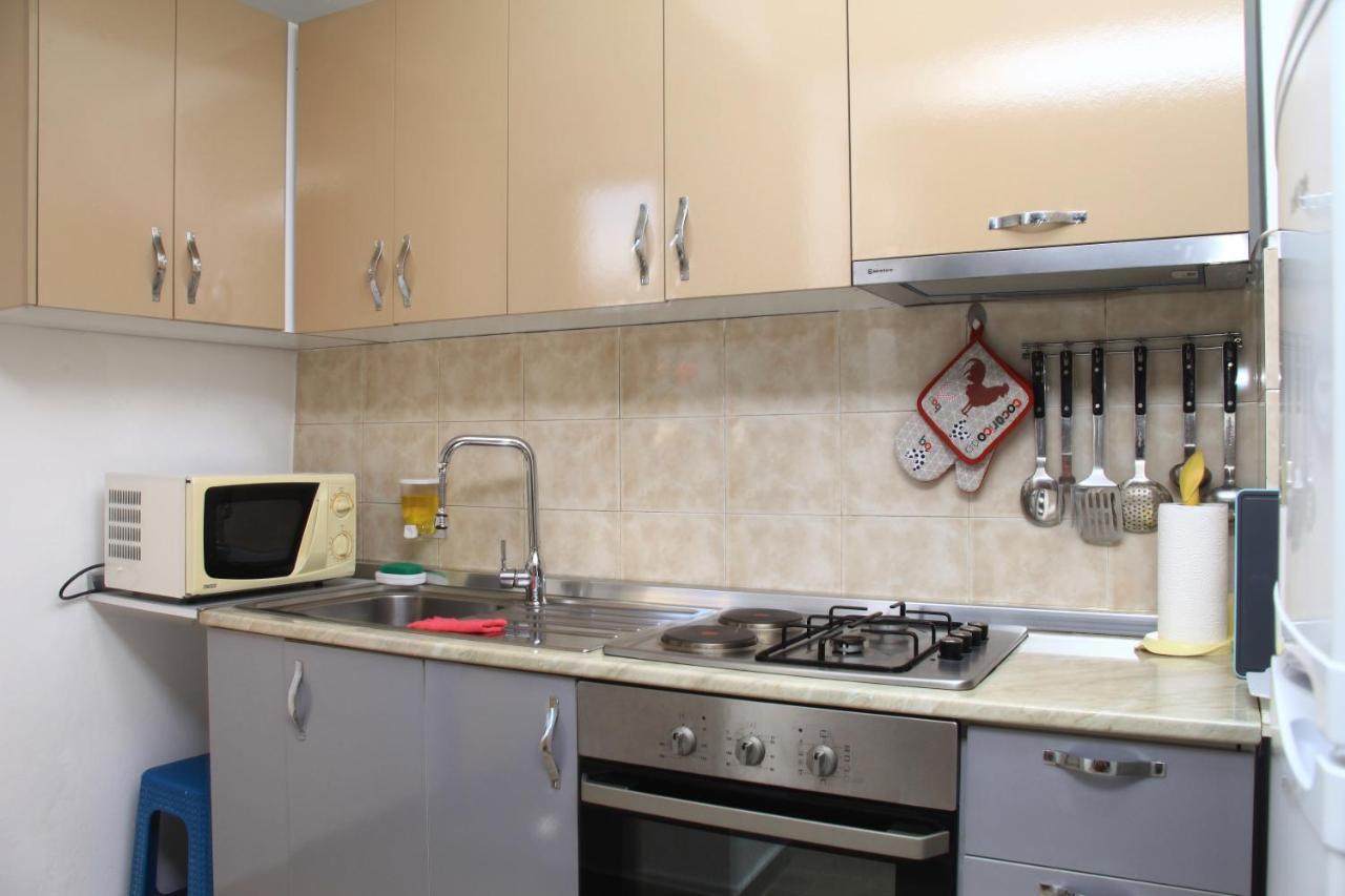 Old Town Boulevard Apartment In City Center Драч Екстериор снимка