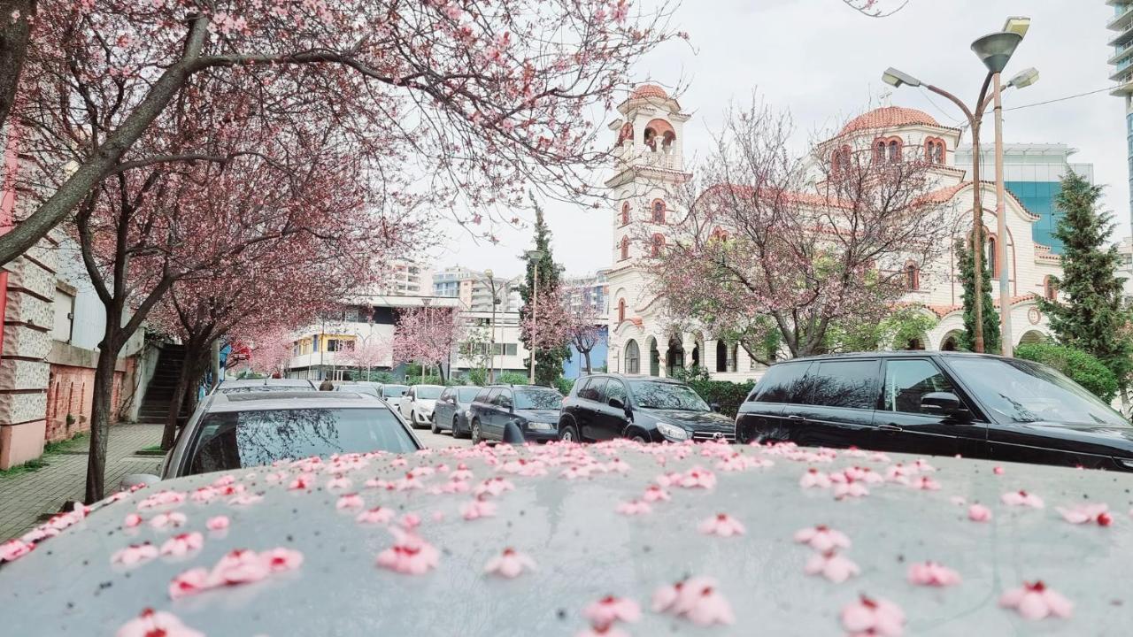Old Town Boulevard Apartment In City Center Драч Екстериор снимка
