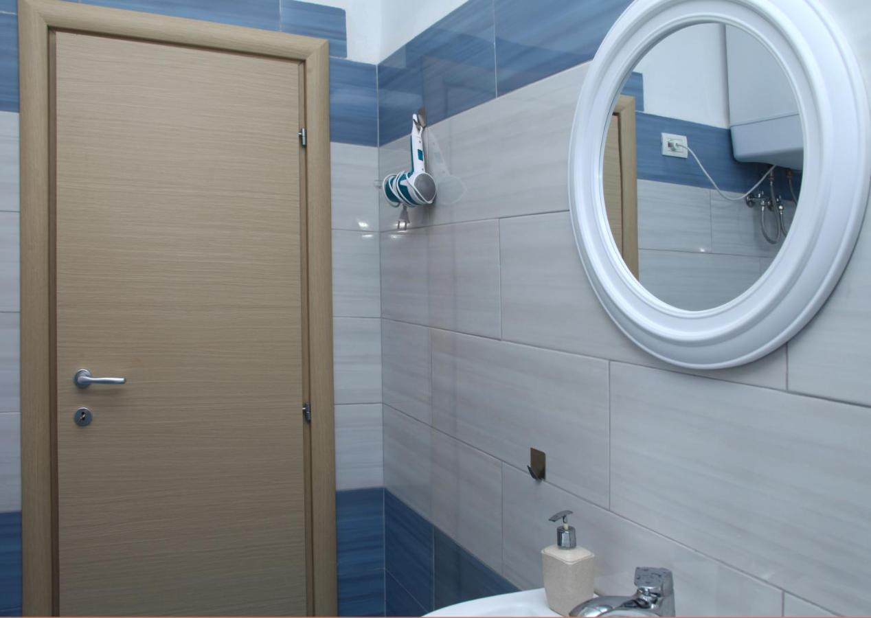 Old Town Boulevard Apartment In City Center Драч Екстериор снимка